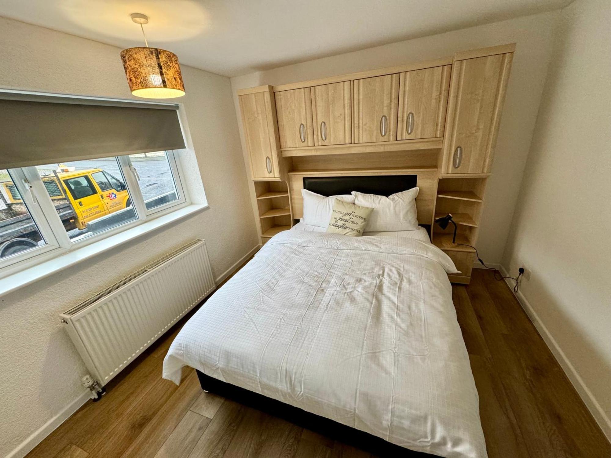 Florina S House 4 Bedrooms Villa รูจลีย์ ภายนอก รูปภาพ