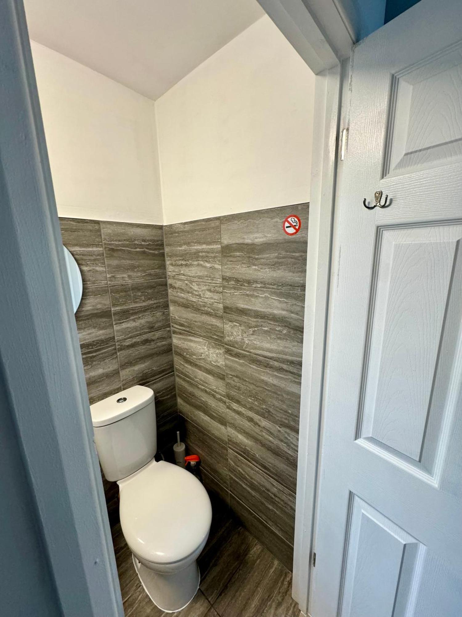 Florina S House 4 Bedrooms Villa รูจลีย์ ภายนอก รูปภาพ