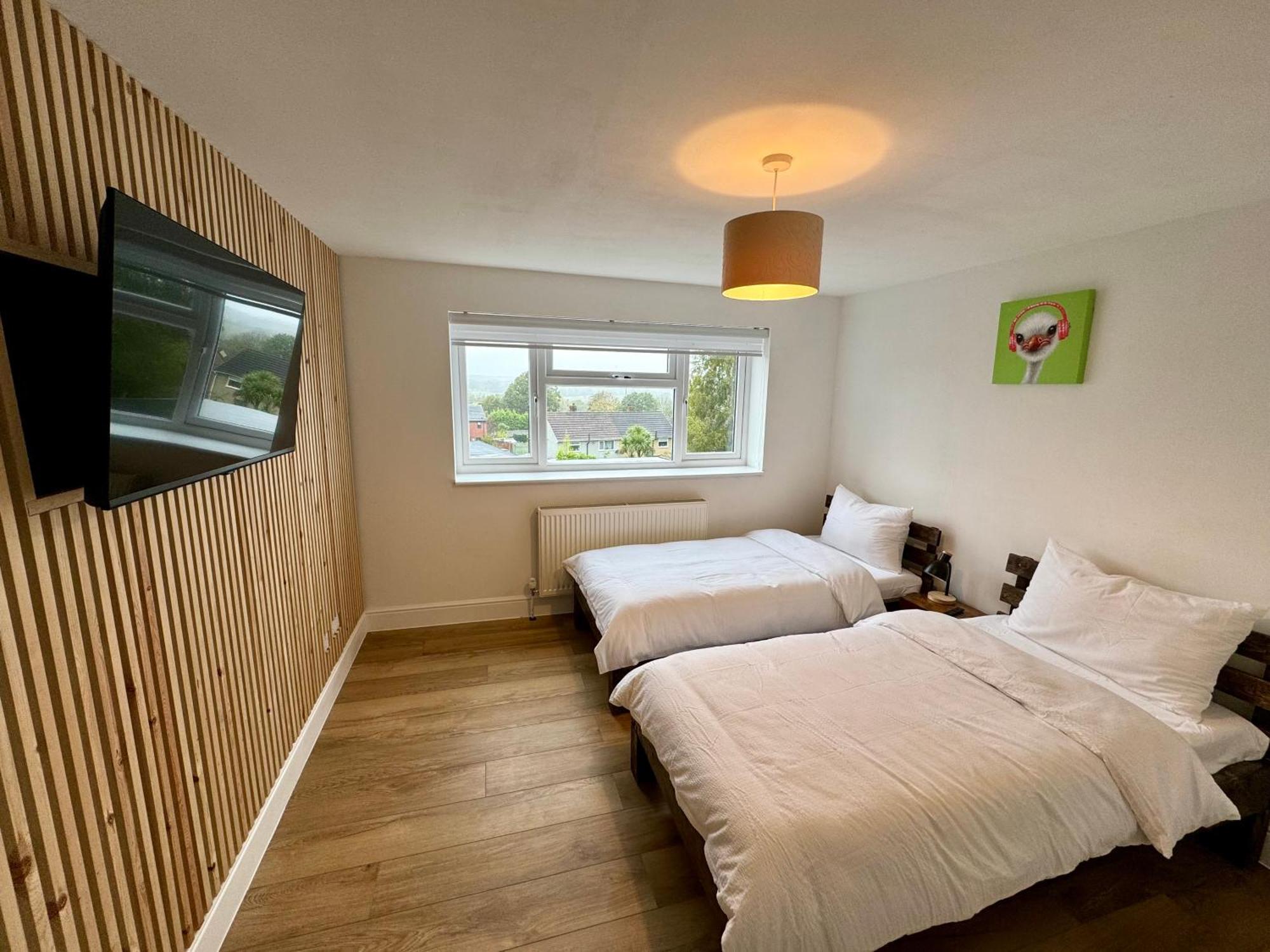 Florina S House 4 Bedrooms Villa รูจลีย์ ภายนอก รูปภาพ